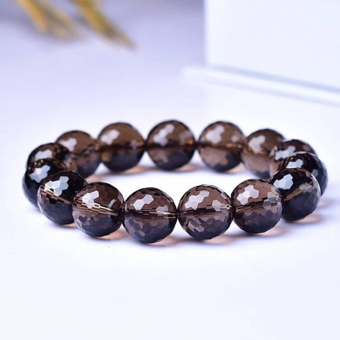 This natural smoky quartz faceted bracelet is not only beautiful and elegant but also carries deep cultural significance related to the five elements and feng shui.