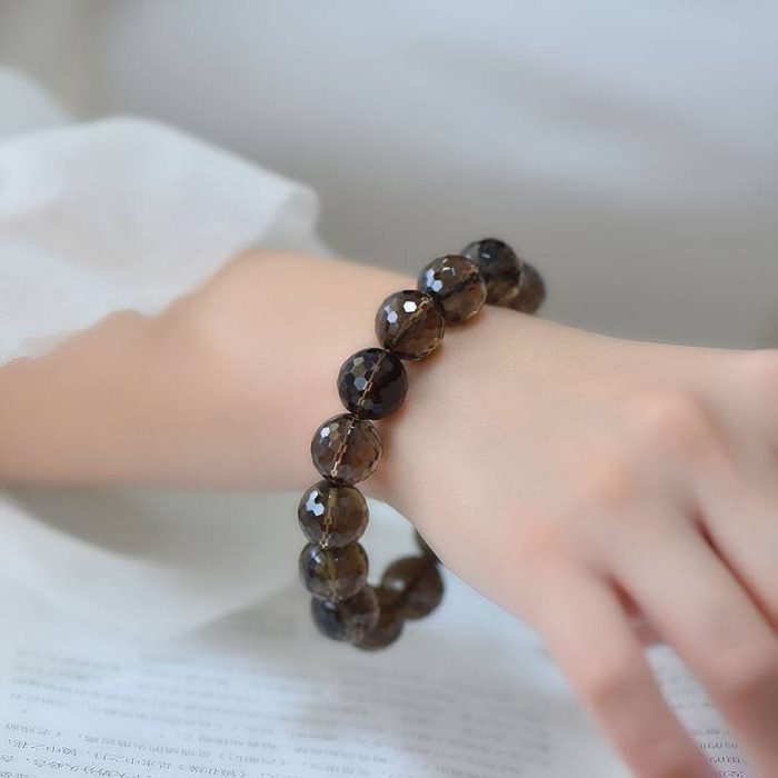 This natural smoky quartz faceted bracelet is not only beautiful and elegant but also carries deep cultural significance related to the five elements and feng shui.