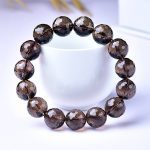 This natural smoky quartz faceted bracelet is not only beautiful and elegant but also carries deep cultural significance related to the five elements and feng shui.